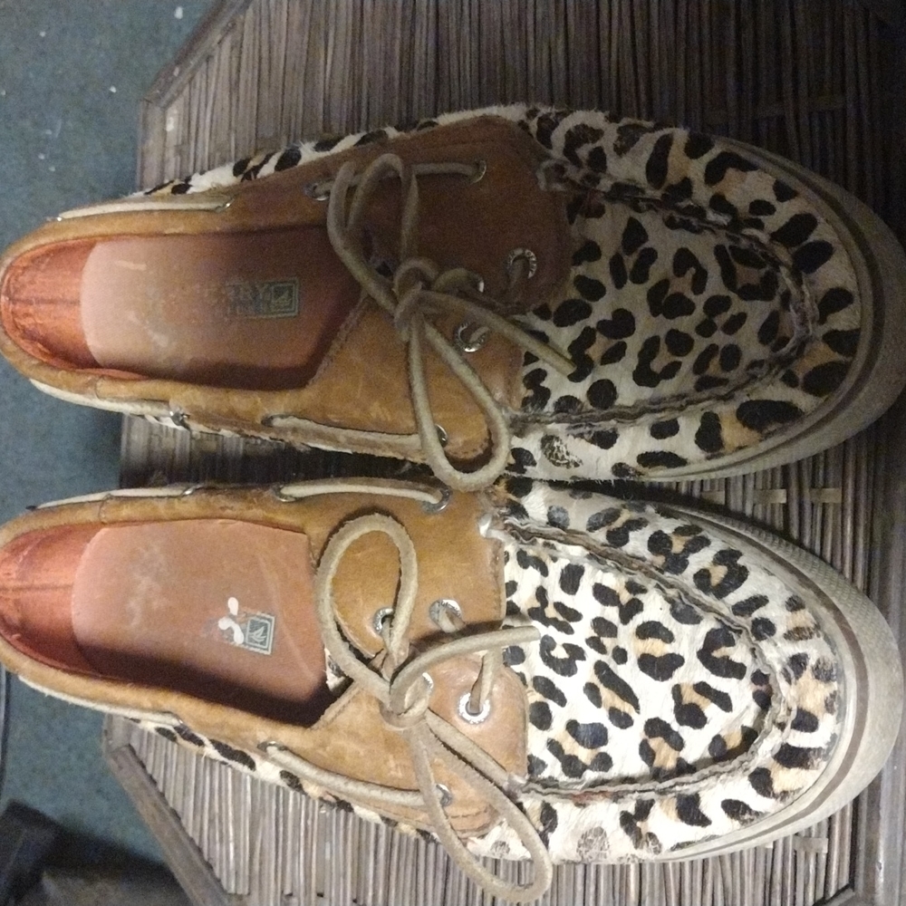 Leopard Sperrys - Picture 2 of 3
